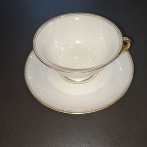 Franciscan Gold Band 301 Cup and Saucer Set Of 2